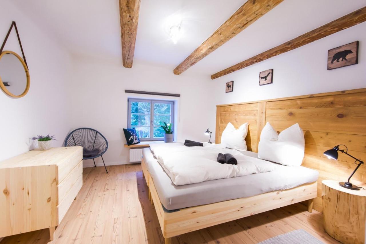 Farmhouse Eckartsberg Im Zittauer Gebirge - Ferienwohnung Mit 2 Schlafzimmern, Terrasse Und Wallbox Mittelherwigsdorf Exterior photo